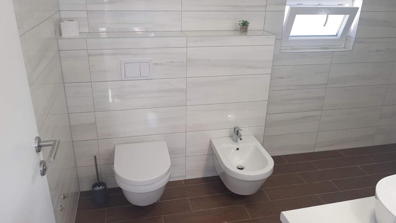 Elizabeta Deluxe Rooms Biograd Na Moru Ngoại thất bức ảnh