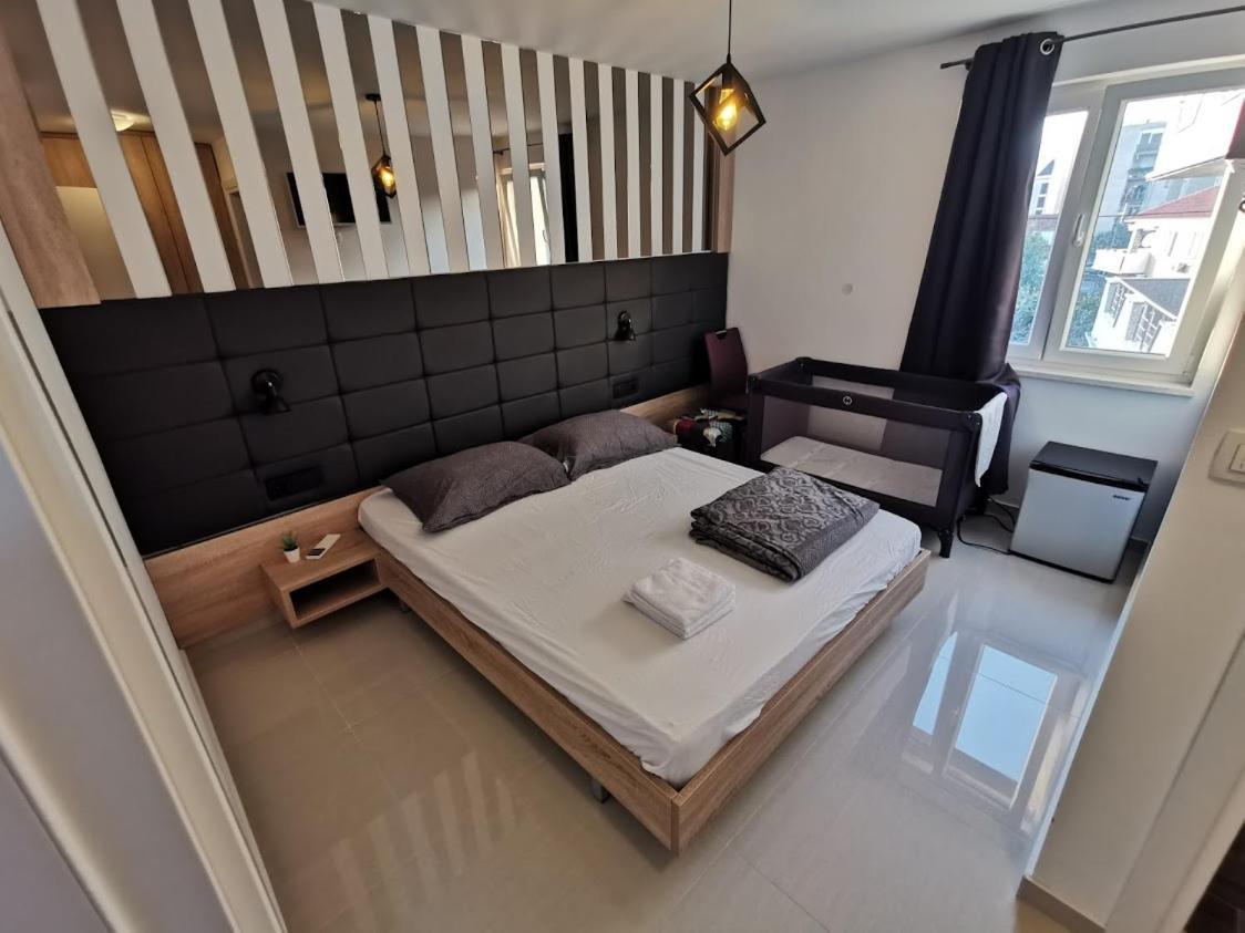 Elizabeta Deluxe Rooms Biograd Na Moru Ngoại thất bức ảnh