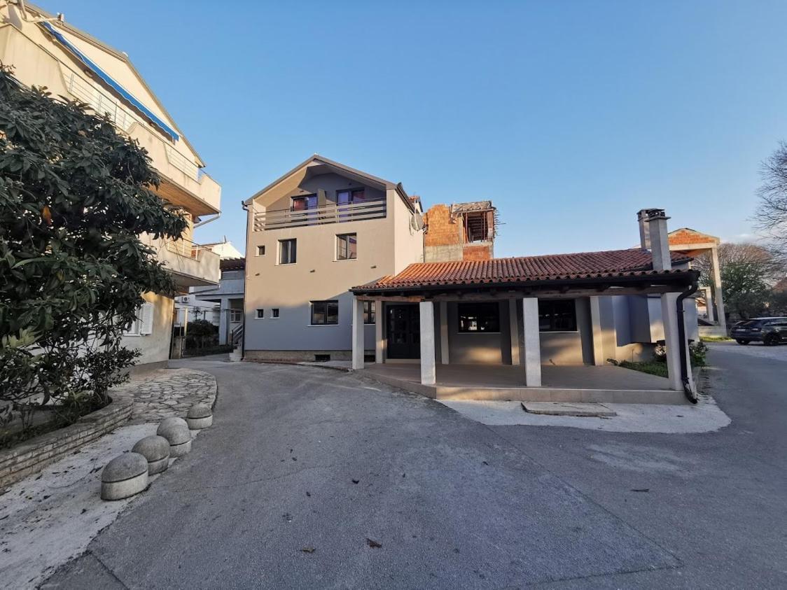 Elizabeta Deluxe Rooms Biograd Na Moru Ngoại thất bức ảnh